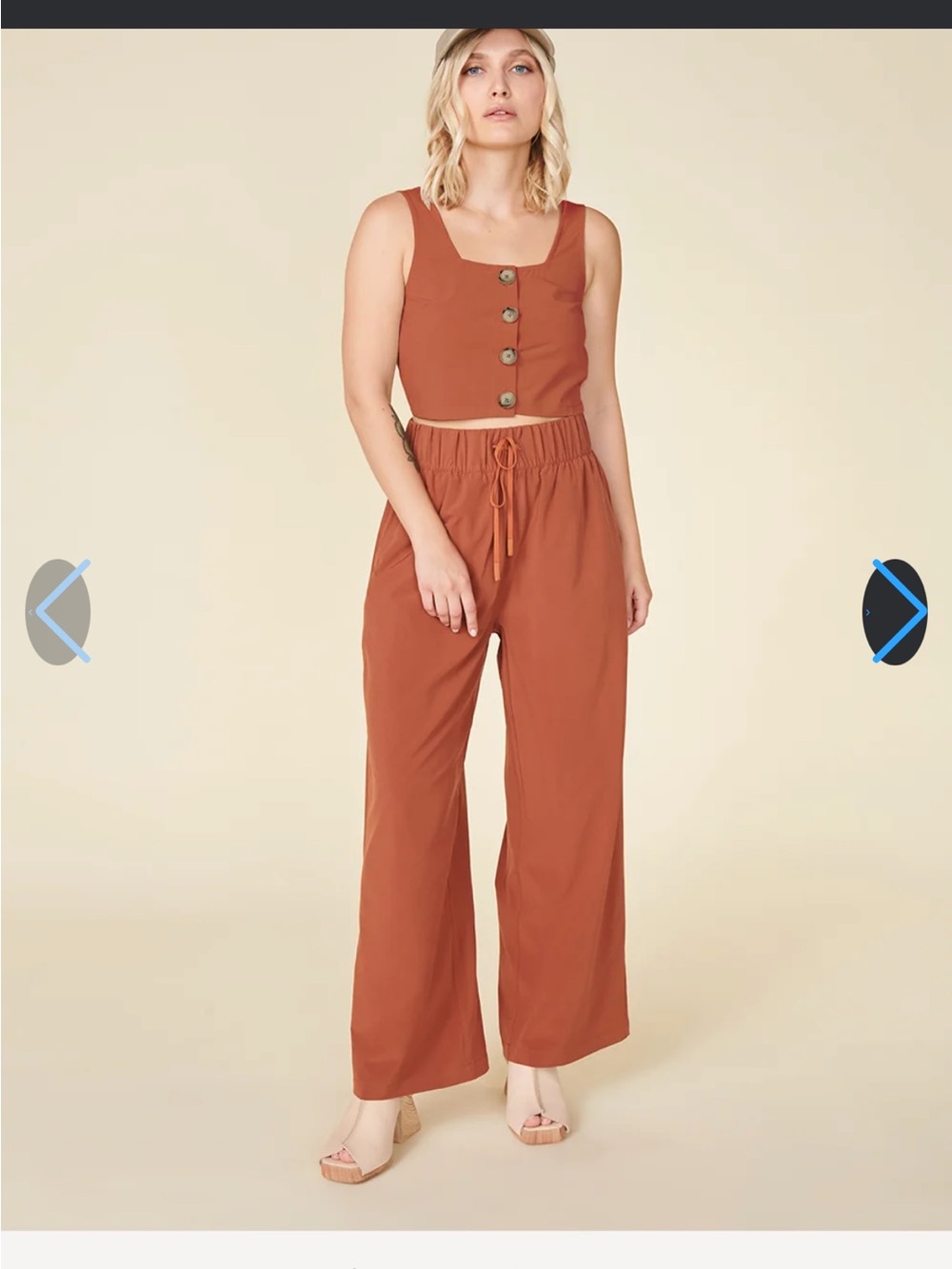 Wide-Leg Drawstring Pants in Clay